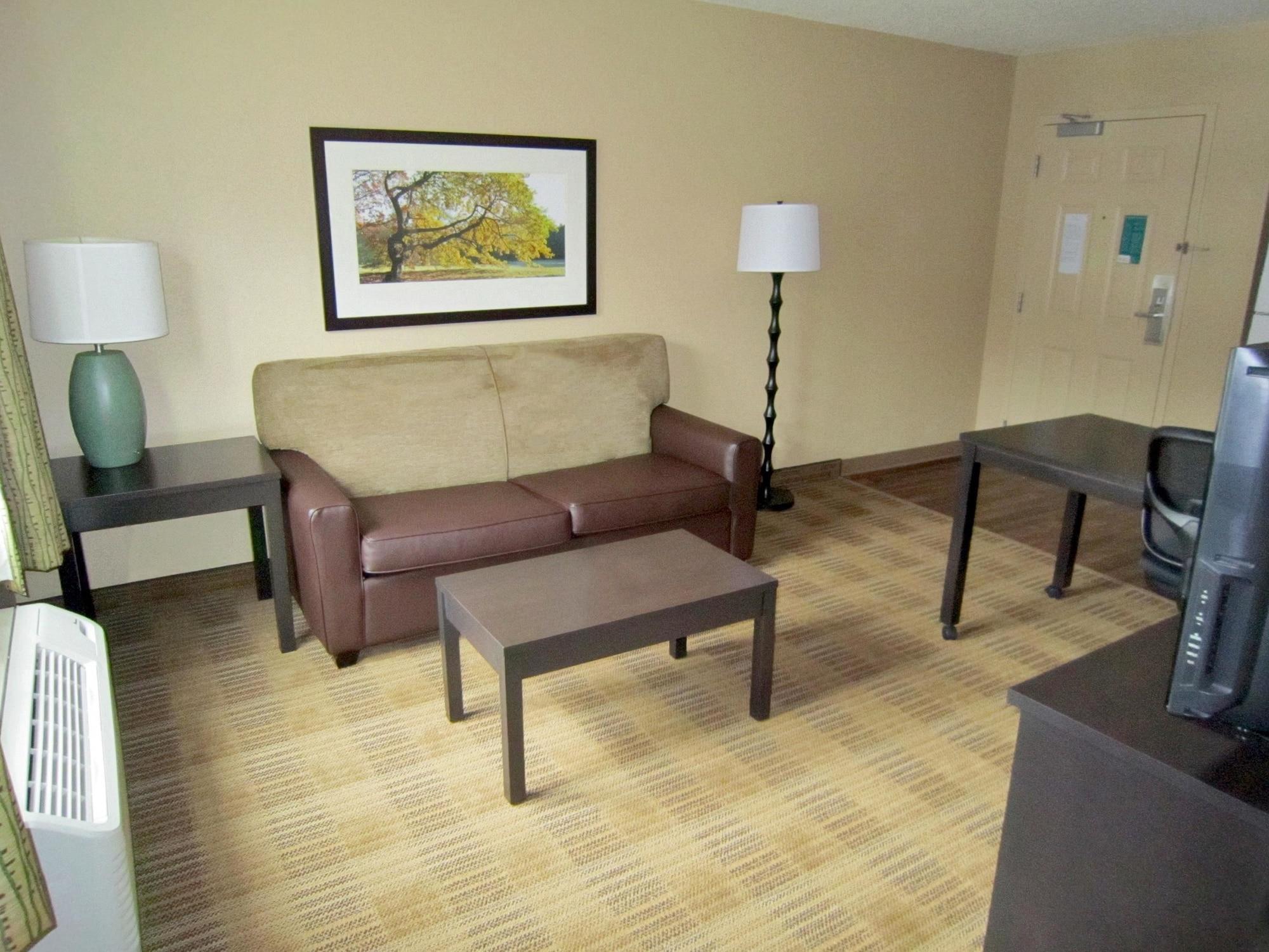Extended Stay America Suites - Detroit - Novi - Orchard Hill Place Northville Exterior foto